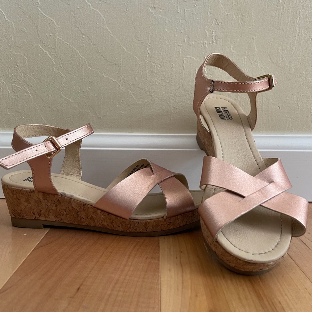 Girls Pink Metallic Wedges